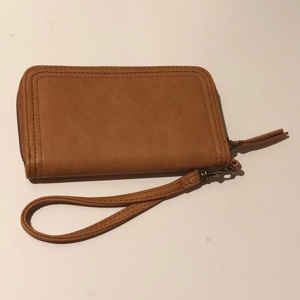 Tan-brown leather wristlet wallet